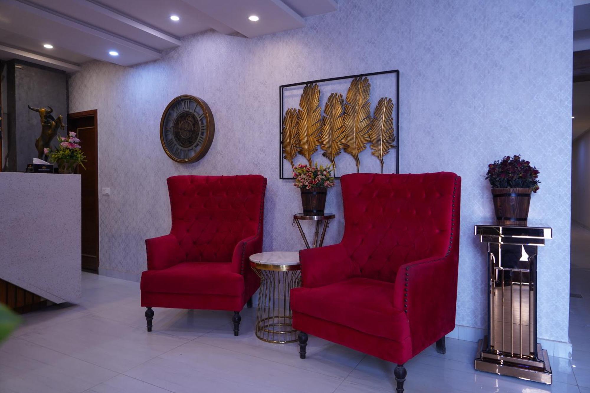 Hotel Avalon Suites 木尔坦 外观 照片