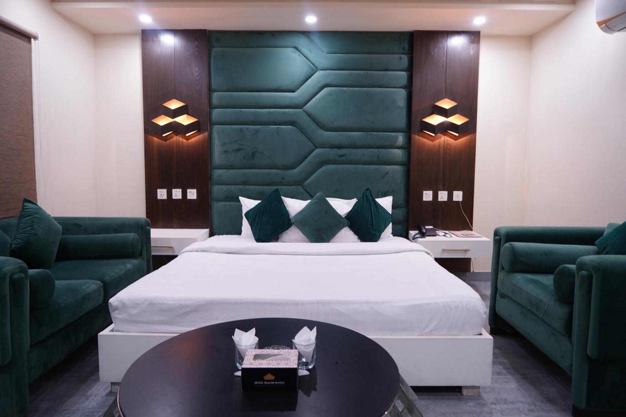 Hotel Avalon Suites 木尔坦 外观 照片